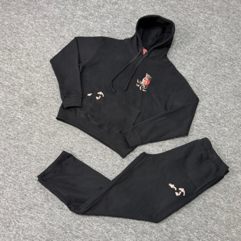Novedades: Sudadera con Capuch - Streetwear Brand Tracksuit reseña y precio